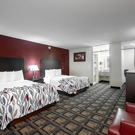 Red Roof Inn Мъри Екстериор снимка