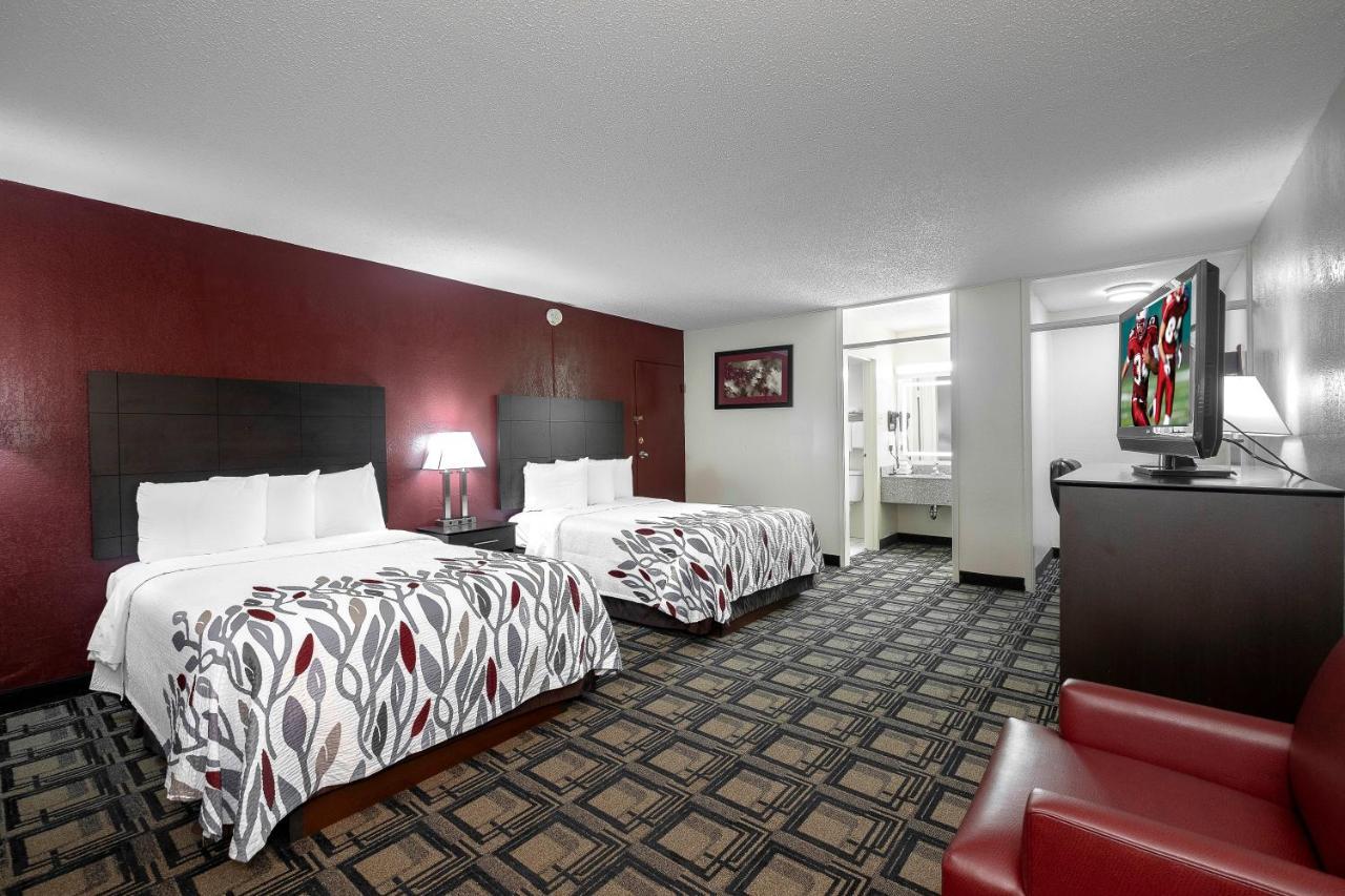 Red Roof Inn Мъри Екстериор снимка