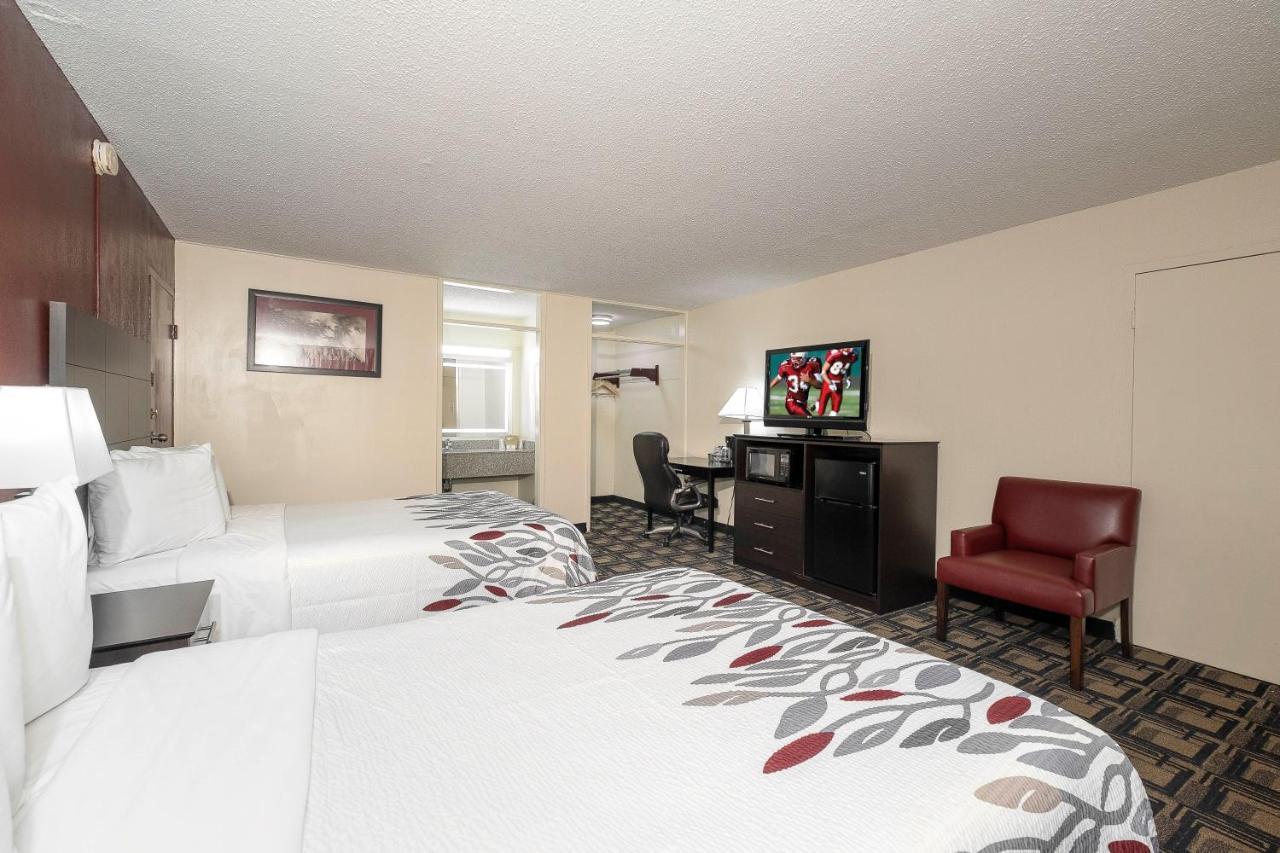 Red Roof Inn Мъри Екстериор снимка